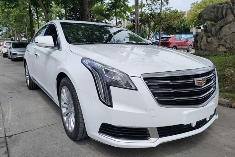 Used Cadillac XTS 2018 28T Tech Edition Front Right 45 Deg