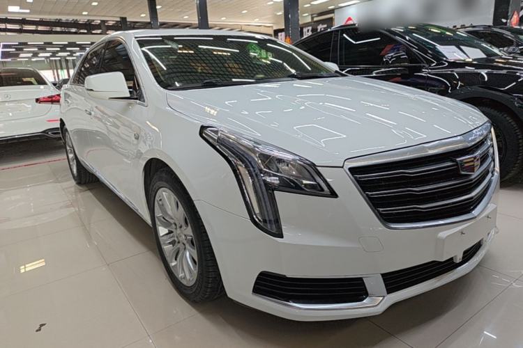 Used Cadillac XTS 2018 28T Tech Edition Front Right 45 Deg