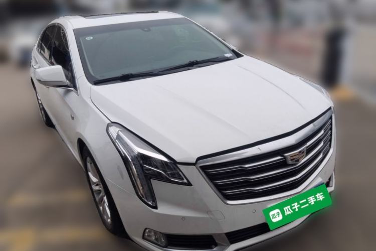 Used Cadillac XTS 2018 28T Elite Edition Front Right 45 Deg