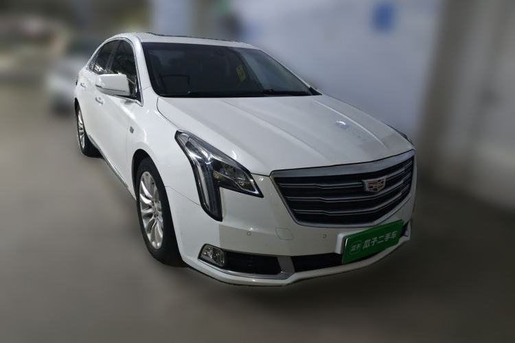 Used Cadillac XTS 2018 28T Elite Edition Front Right 45 Deg