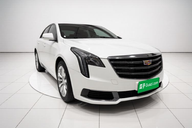 Used Cadillac XTS 2018 28T Tech Edition Front Right 45 Deg