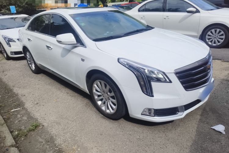 Used Cadillac XTS 2018 28T Elite Edition Front Right 45 Deg
