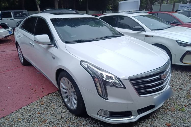 Used Cadillac XTS 2018 28T Elite Edition Front Right 45 Deg