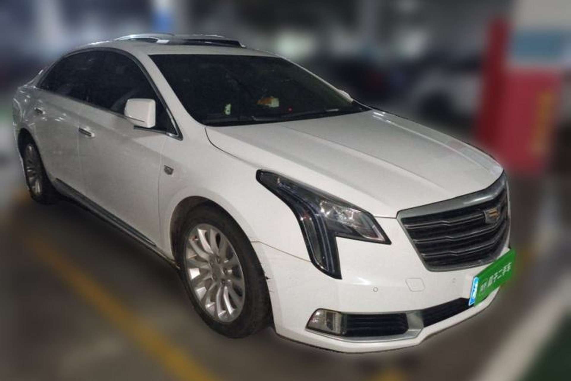 Used Cadillac XTS 2018 28T Luxury Edition Front Right 45 Deg