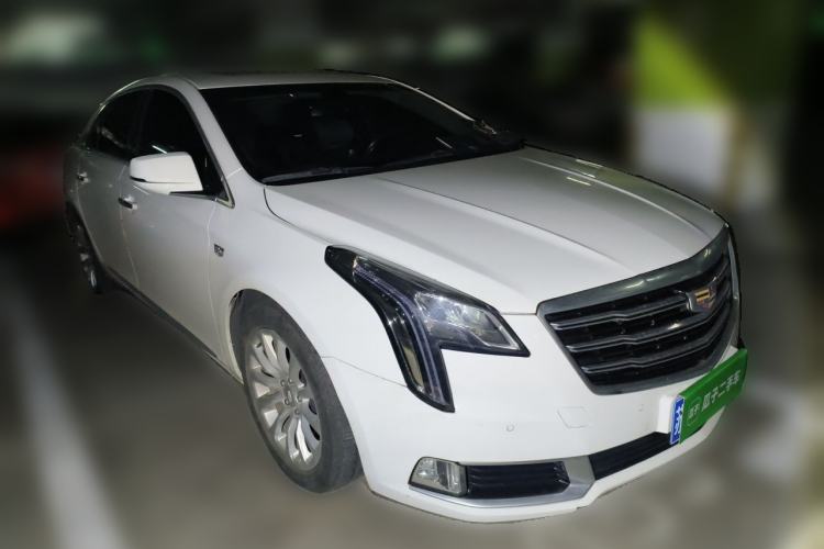 Used Cadillac XTS 2018 28T Elite Edition Front Right 45 Deg