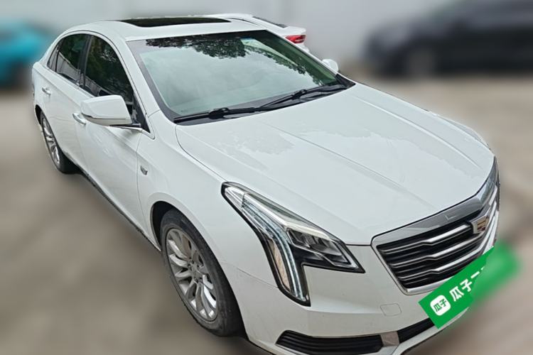 Used Cadillac XTS 2018 28T Elite Edition Front Right 45 Deg