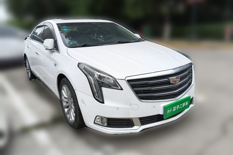 Used Cadillac XTS 2018 28T Elite Edition Front Right 45 Deg