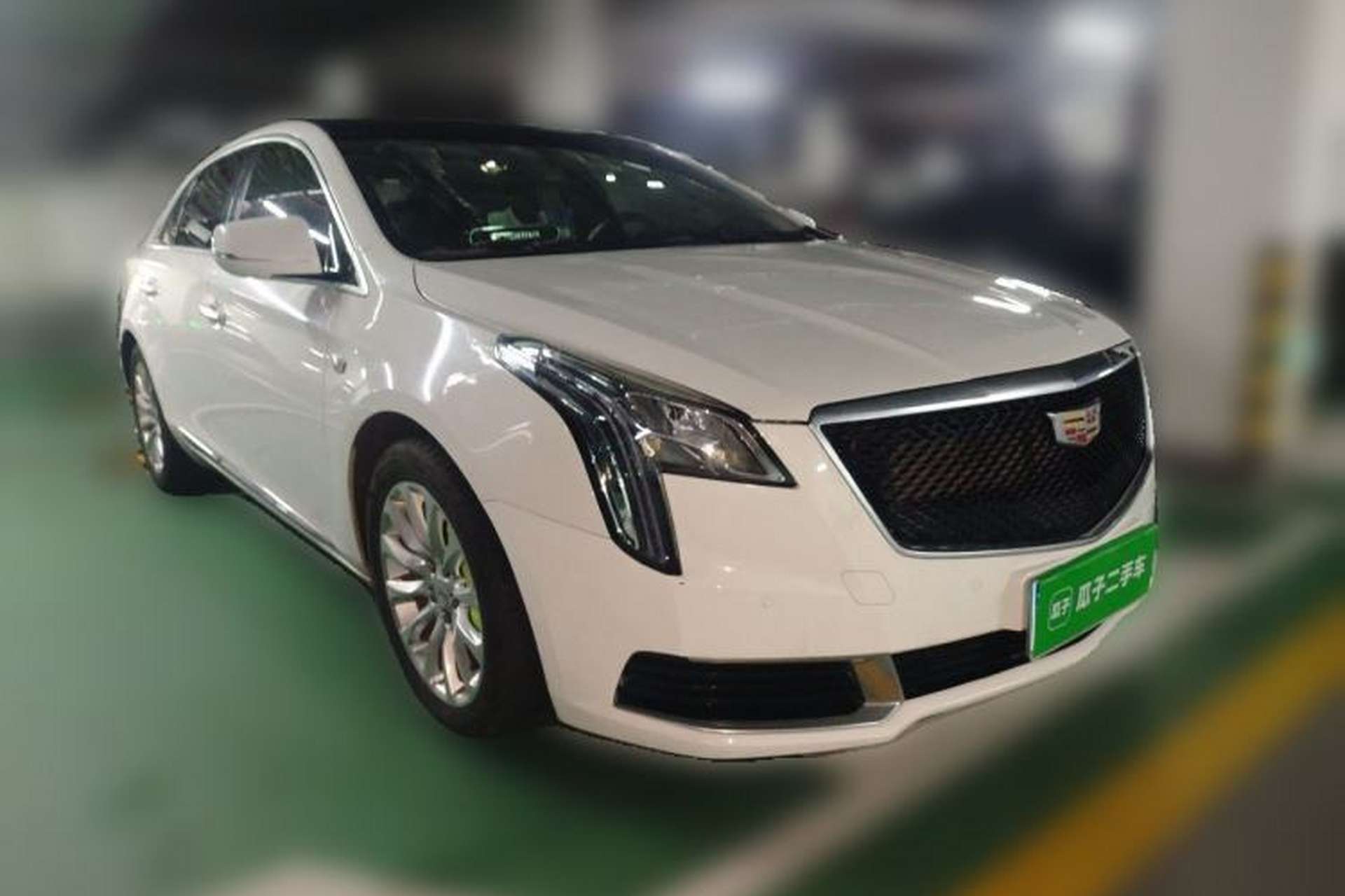 Used Cadillac XTS 2018 28T Tech Edition Front Right 45 Deg