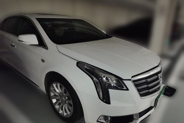 Used Cadillac XTS 2018 28T Elite Edition Front Right 45 Deg