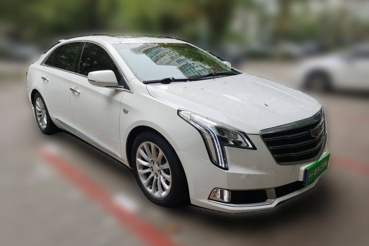 Used Cadillac XTS 2018 28T Elite Edition Front Right 45 Deg