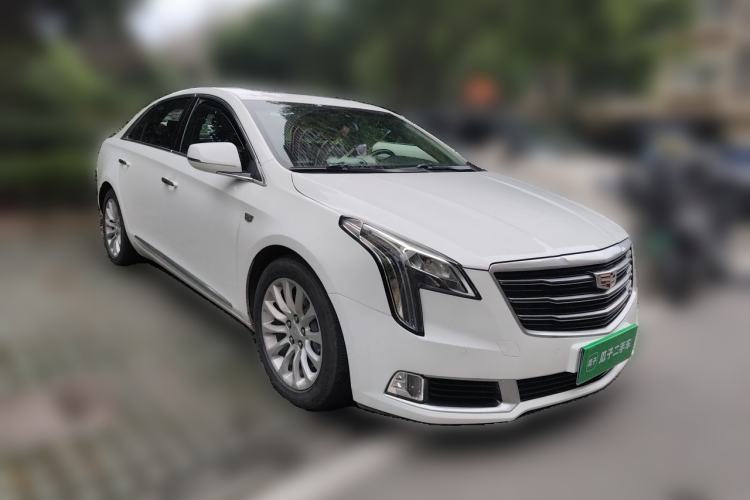 Used Cadillac XTS 2018 28T Elite Edition Front Right 45 Deg