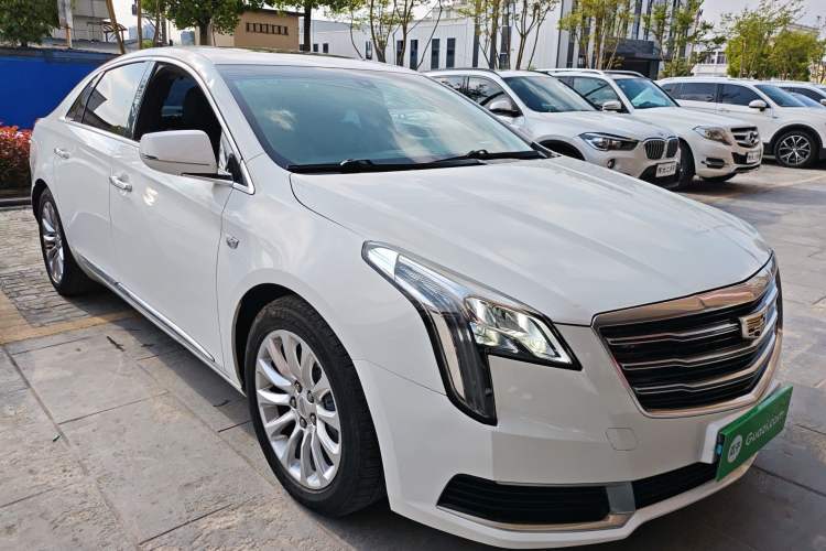 Used Cadillac XTS 2018 28T Tech Edition Front Right 45 Deg