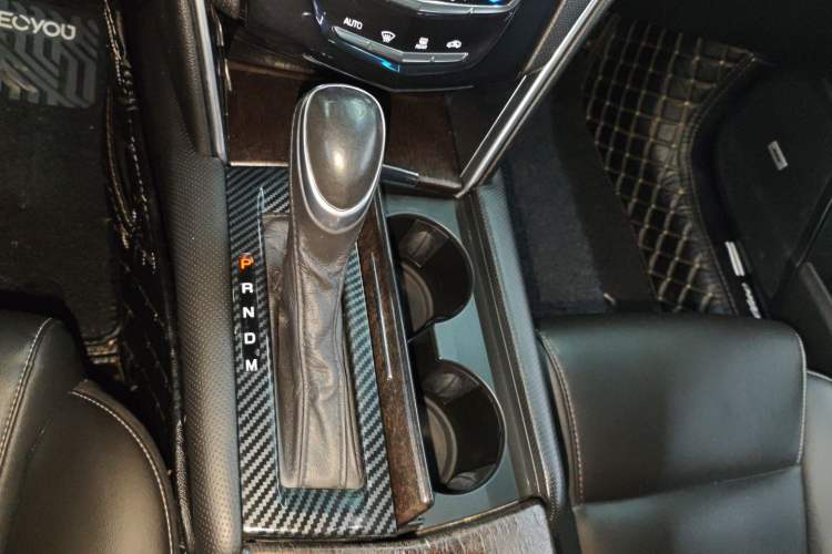 Used Cadillac XTS 2018 28T Tech Edition Gear Lever
