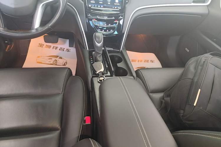 Used Cadillac XTS 2018 28T Elite Edition Gear Lever