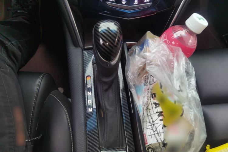Used Cadillac XTS 2018 28T Tech Edition Gear Lever