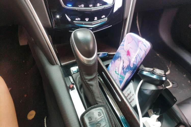 Used Cadillac XTS 2018 28T Tech Edition Gear Lever