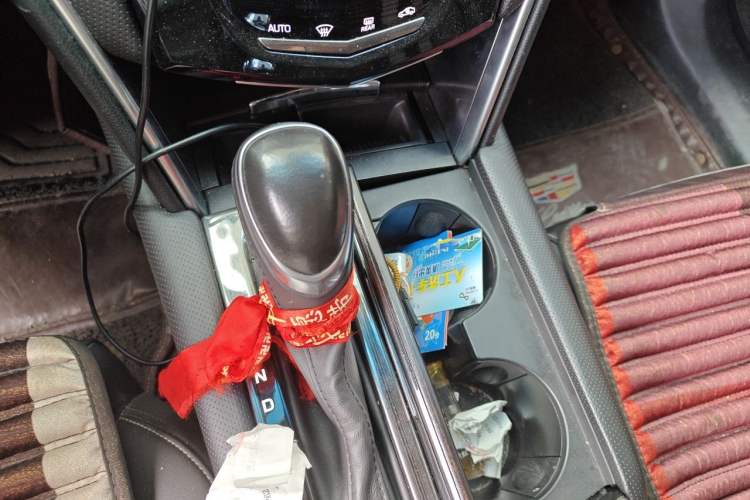 Used Cadillac XTS 2018 28T Tech Edition Gear Lever