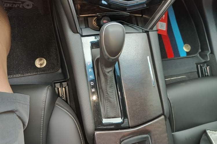 Used Cadillac XTS 2018 28T Tech Edition Gear Lever