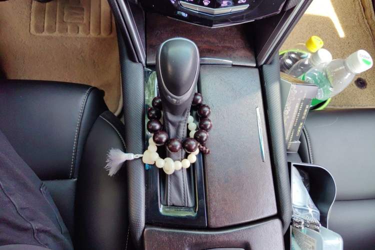 Used Cadillac XTS 2018 28T Tech Edition Gear Lever