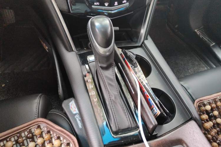 Used Cadillac XTS 2018 28T Tech Edition Gear Lever