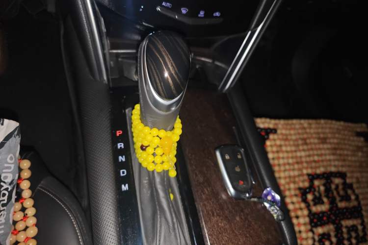 Used Cadillac XTS 2018 28T Tech Edition Gear Lever