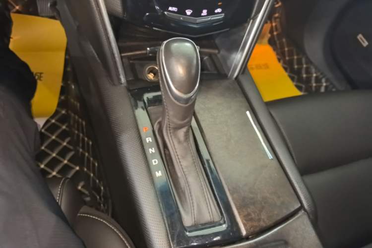 Used Cadillac XTS 2018 28T Tech Edition Gear Lever