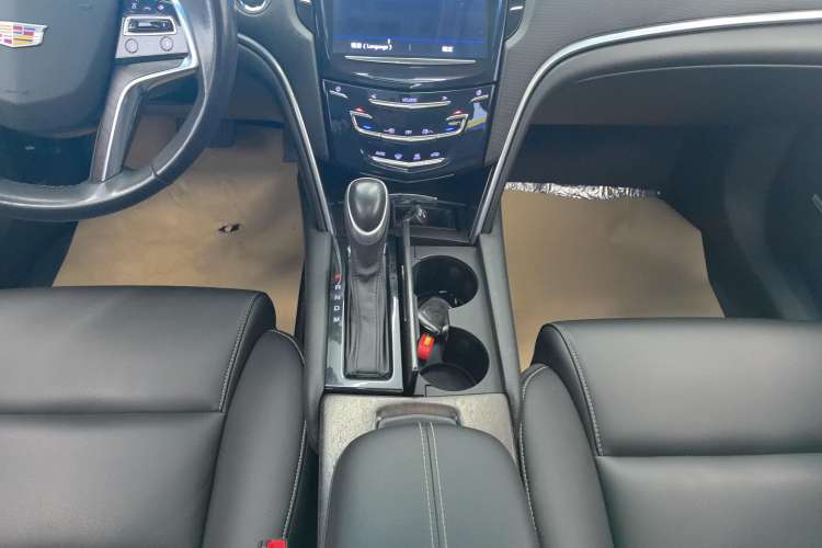 Used Cadillac XTS 2018 28T Tech Edition Gear Lever