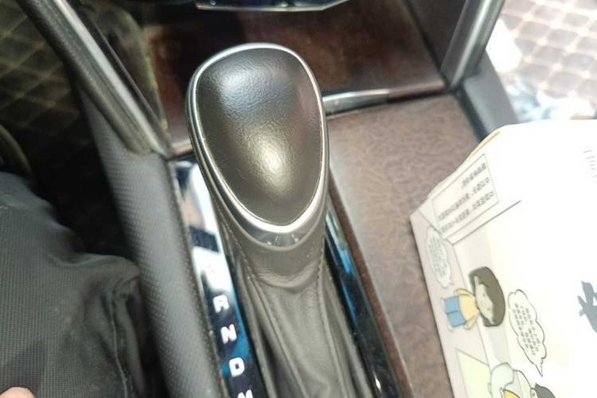 Used Cadillac XTS 2018 28T Tech Edition Gear Lever