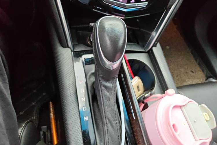 Used Cadillac XTS 2018 28T Tech Edition Gear Lever