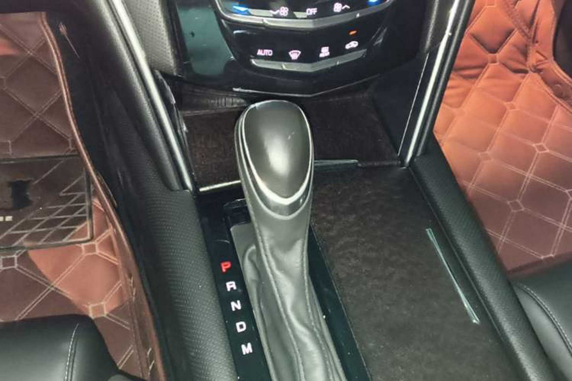 Used Cadillac XTS 2018 28T Tech Edition Gear Lever