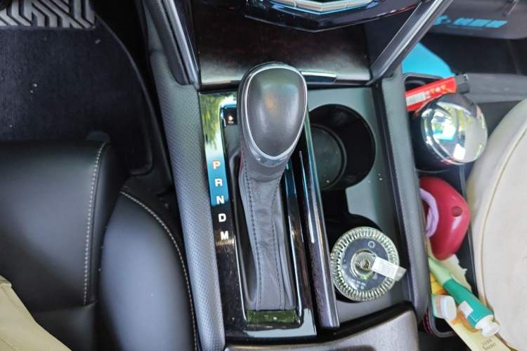 Used Cadillac XTS 2018 28T Tech Edition Gear Lever