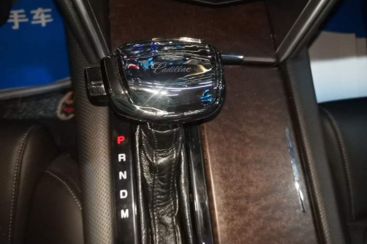 Used Cadillac XTS 2018 28T Tech Edition Gear Lever