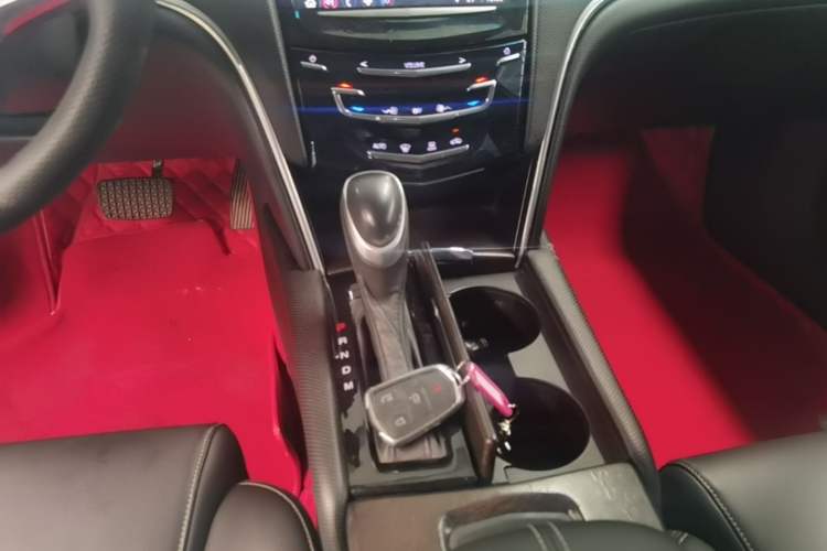 Used Cadillac XTS 2018 28T Tech Edition Gear Lever
