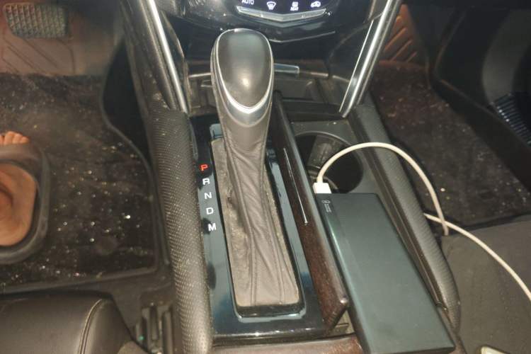 Used Cadillac XTS 2018 28T Tech Edition Gear Lever