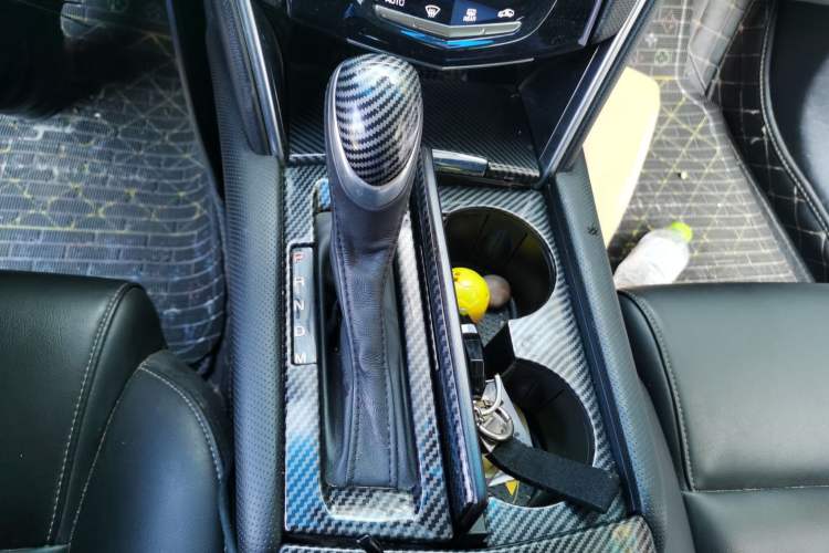 Used Cadillac XTS 2018 28T Tech Edition Gear Lever