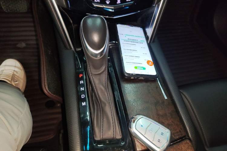 Used Cadillac XTS 2018 28T Tech Edition Gear Lever