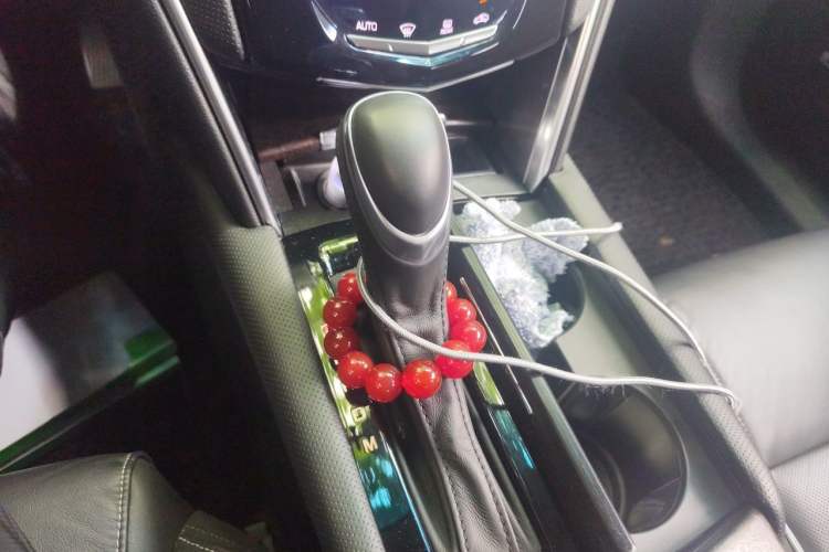 Used Cadillac XTS 2018 28T Elite Edition Gear Lever