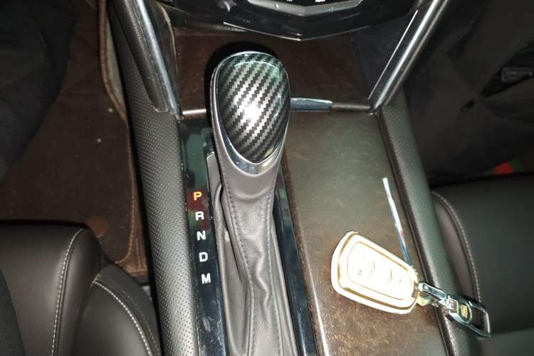 Used Cadillac XTS 2018 28T Tech Edition Gear Lever