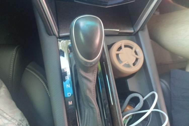 Used Cadillac XTS 2018 28T Tech Edition Gear Lever