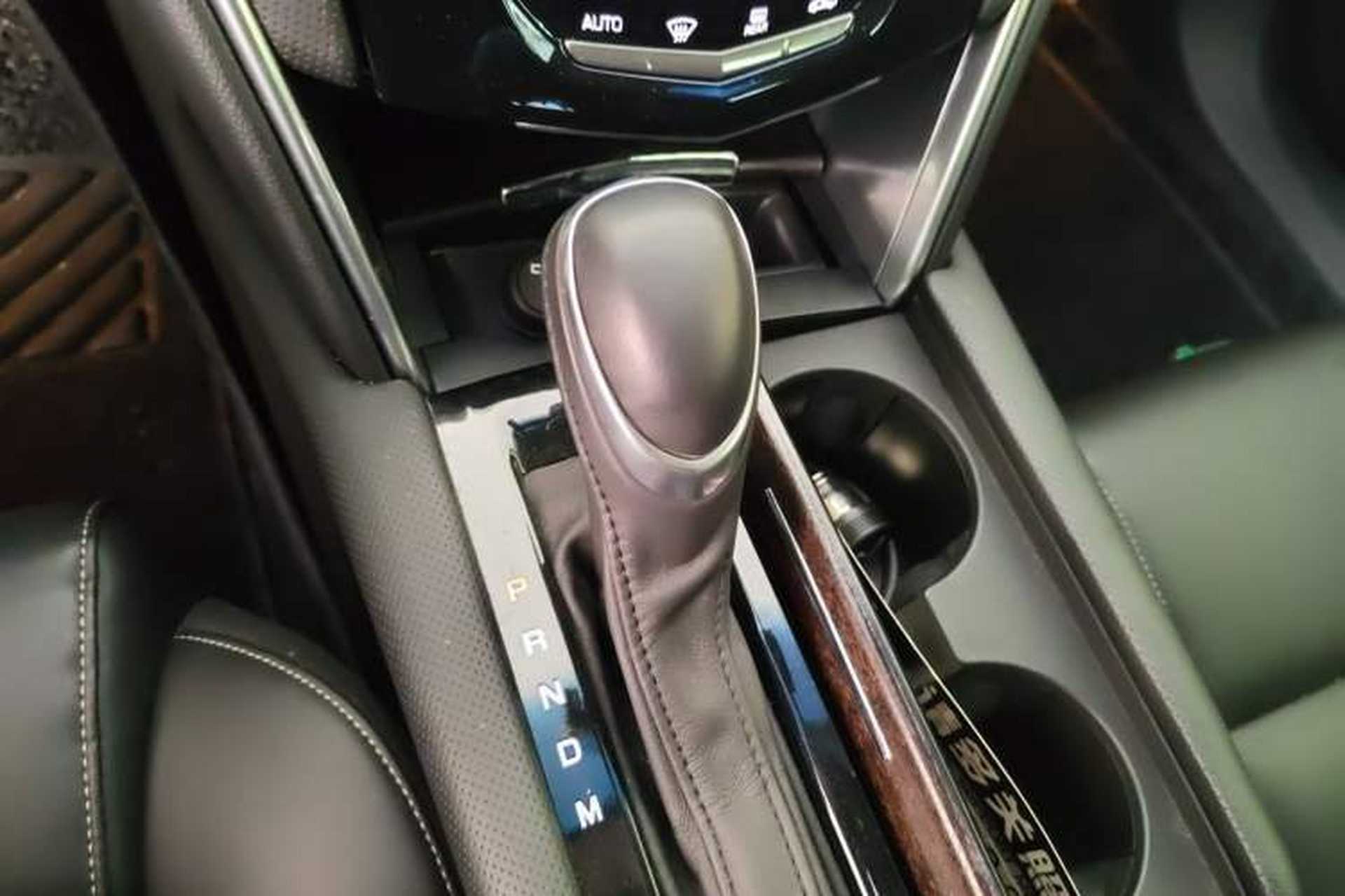 Used Cadillac XTS 2018 28T Tech Edition Gear Lever