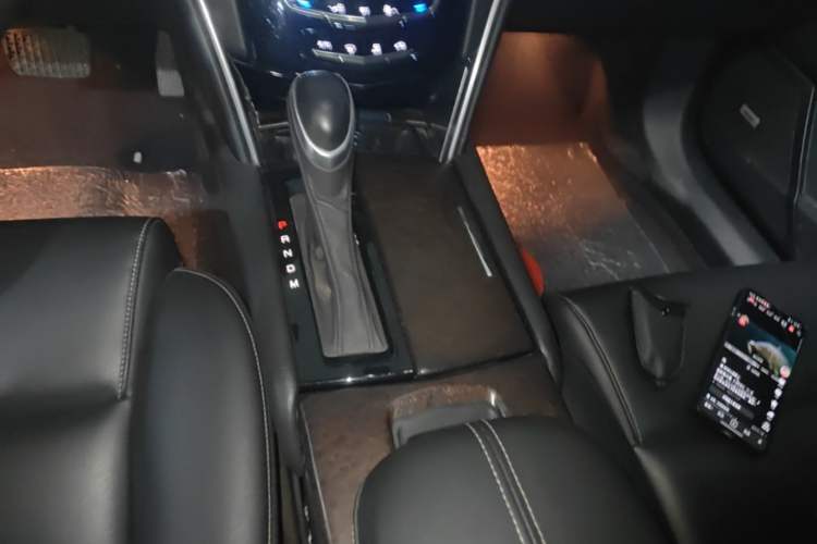 Used Cadillac XTS 2018 28T Tech Edition Gear Lever