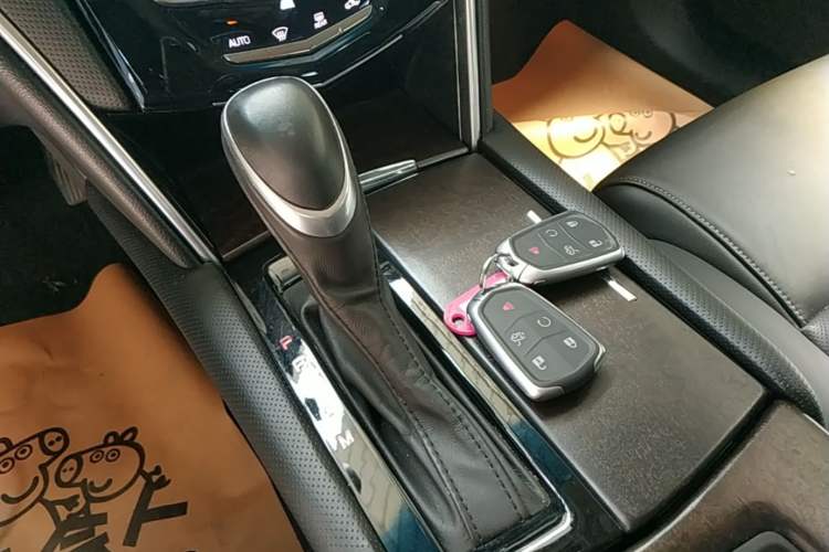 Used Cadillac XTS 2018 28T Elite Edition Gear Lever