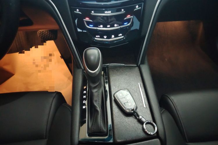 Used Cadillac XTS 2018 28T Elite Edition Gear Lever