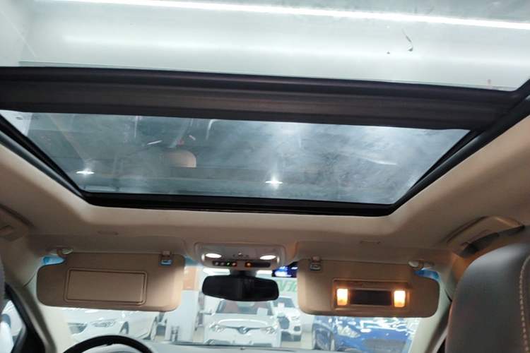 Used Cadillac XTS 2018 28T Elite Edition Headliner