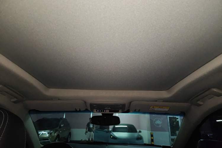 Used Cadillac XTS 2018 28T Tech Edition Headliner