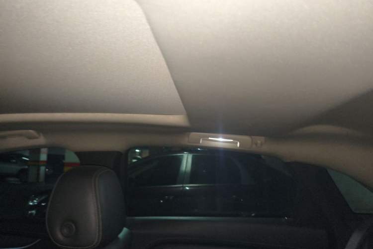Used Cadillac XTS 2018 28T Tech Edition Headliner