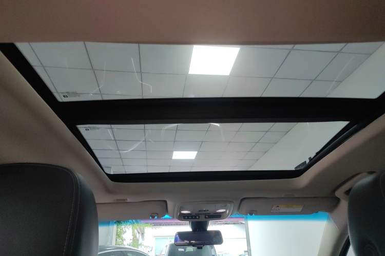 Used Cadillac XTS 2018 28T Elite Edition Headliner