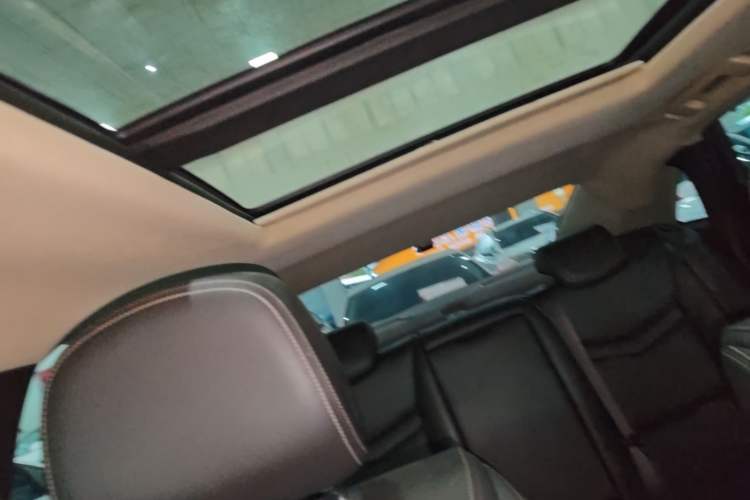 Used Cadillac XTS 2018 28T Tech Edition Headliner