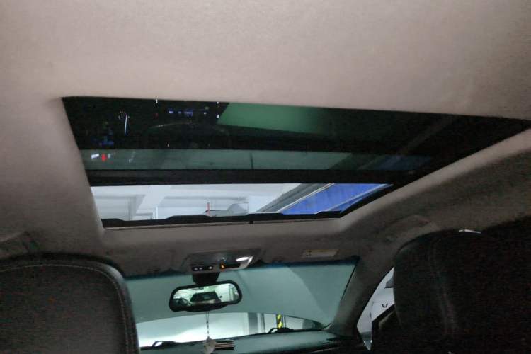 Used Cadillac XTS 2018 28T Elite Edition Headliner