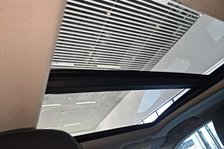 Used Cadillac XTS 2018 28T Tech Edition Headliner